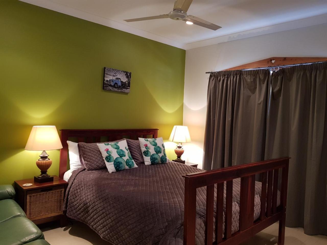 Sonja'S Bed And Breakfast Lightning Ridge Zewnętrze zdjęcie